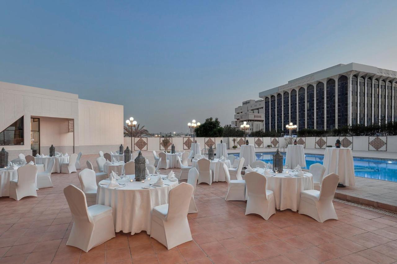 Crowne Plaza Riyadh Palace, An Ihg Hotel Exterior foto